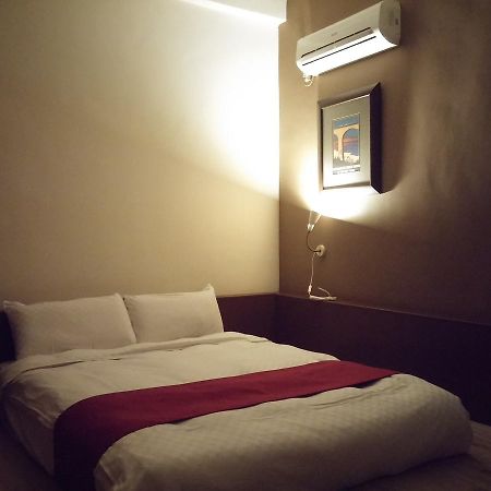 Outdoor Sports Guest House Hualien Extérieur photo